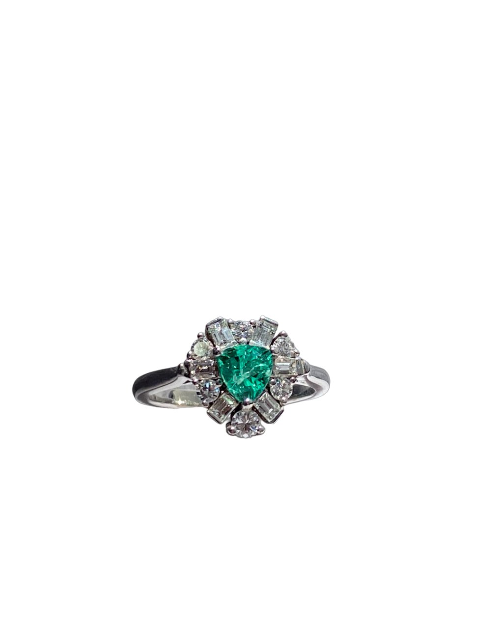 Anillo de Corazón en Oro Blanco 18k con Esmeralda y Diamantes - LQ Jewelry Design