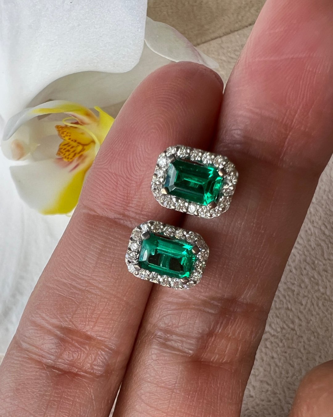 Aretes Rectangular Esmeraldas - LQ Jewelry Design